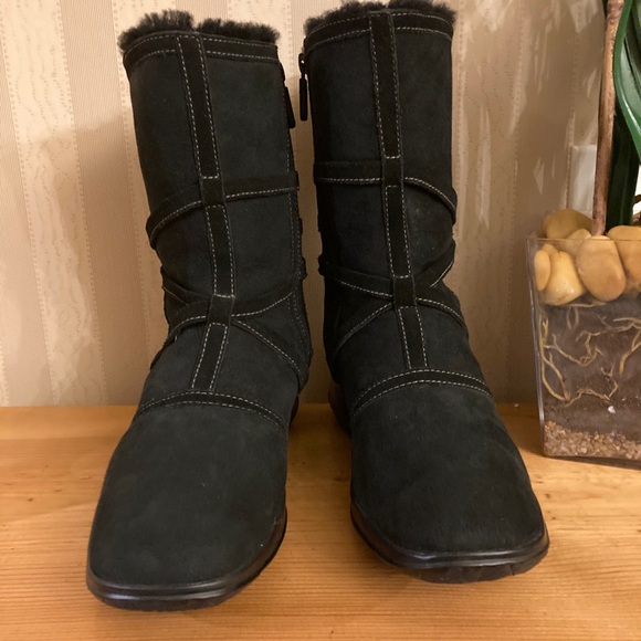 Clarks Artisan Collection Shearling Boots - Picture 6 of 10